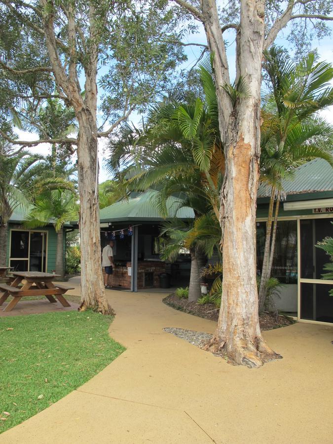 Melaleuca Caravan Park Порт-Маккуори Экстерьер фото