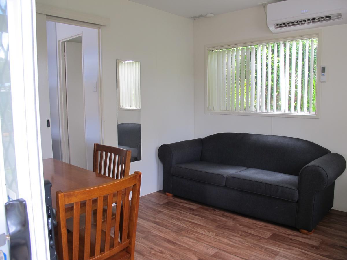 Melaleuca Caravan Park Порт-Маккуори Экстерьер фото