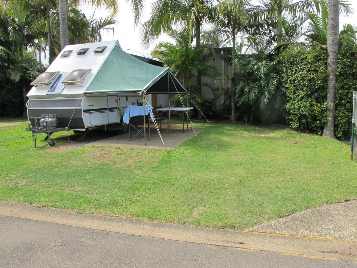 Melaleuca Caravan Park Порт-Маккуори Экстерьер фото