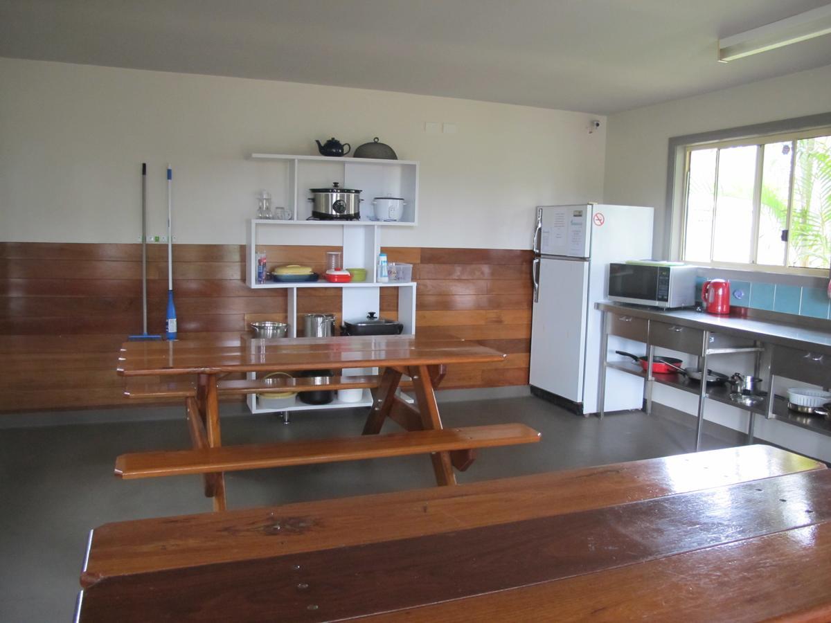 Melaleuca Caravan Park Порт-Маккуори Экстерьер фото