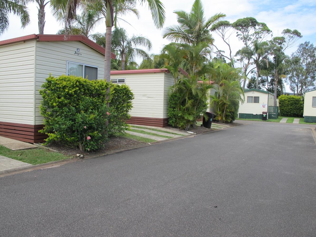 Melaleuca Caravan Park Порт-Маккуори Экстерьер фото