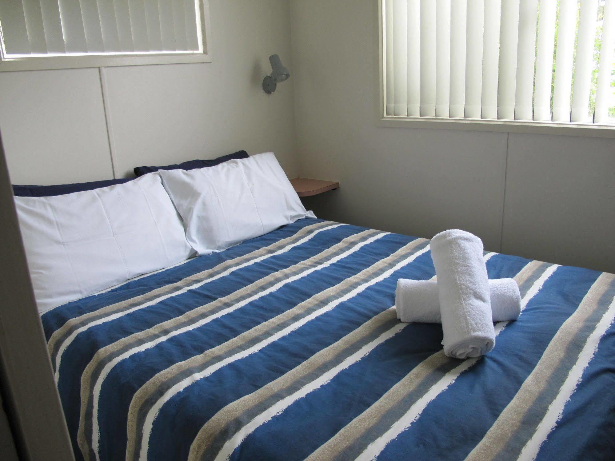 Melaleuca Caravan Park Порт-Маккуори Экстерьер фото