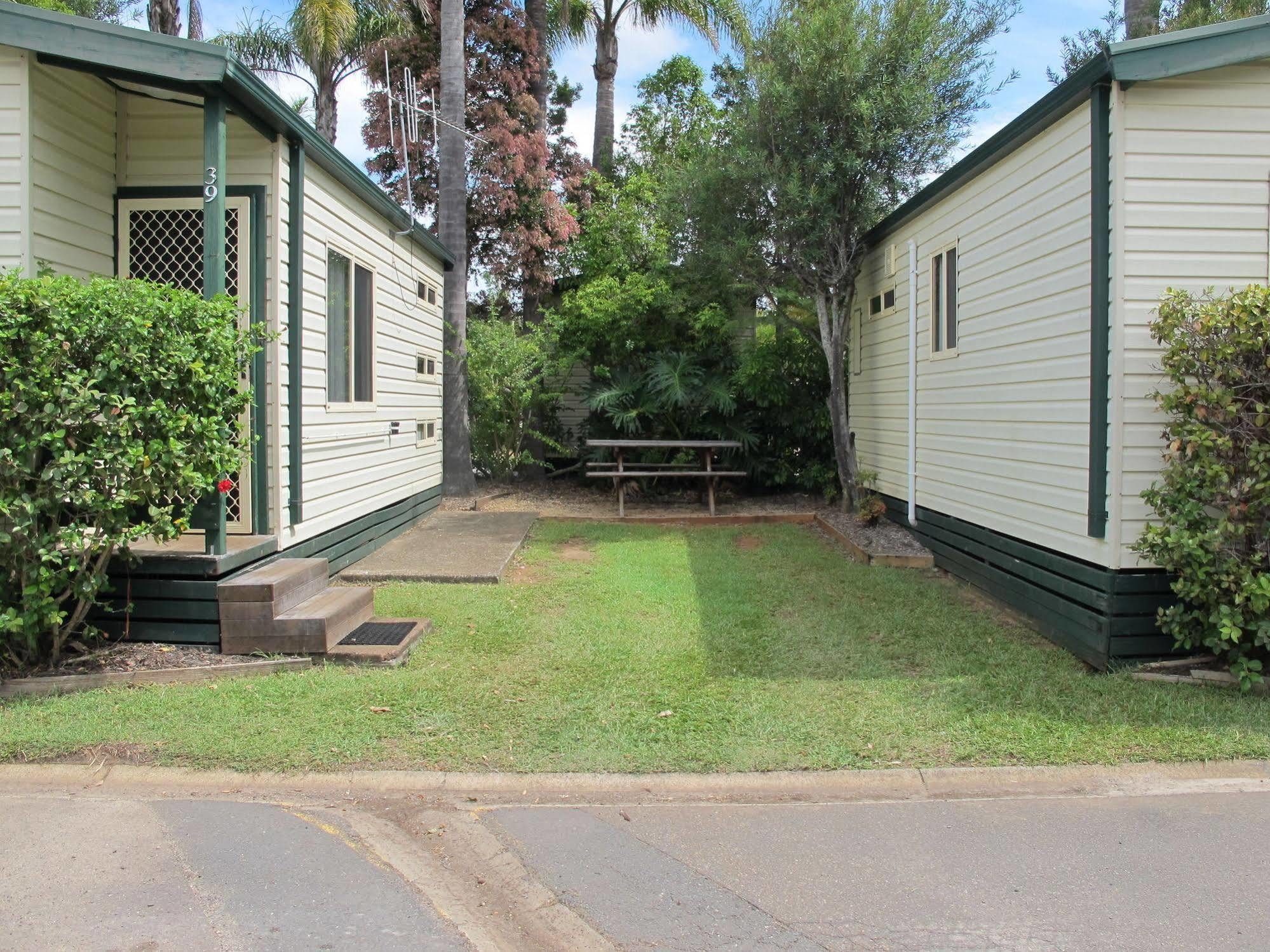 Melaleuca Caravan Park Порт-Маккуори Экстерьер фото