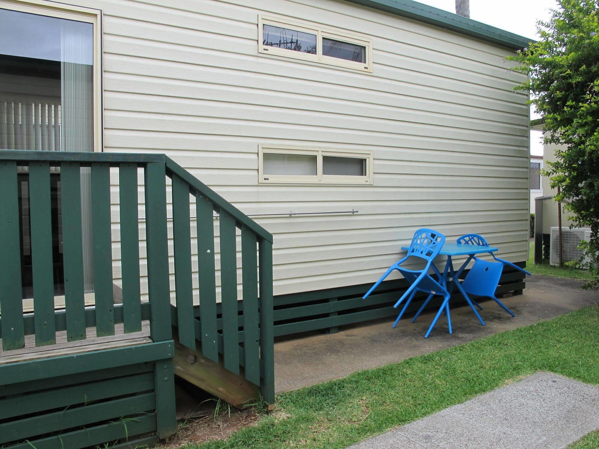 Melaleuca Caravan Park Порт-Маккуори Экстерьер фото